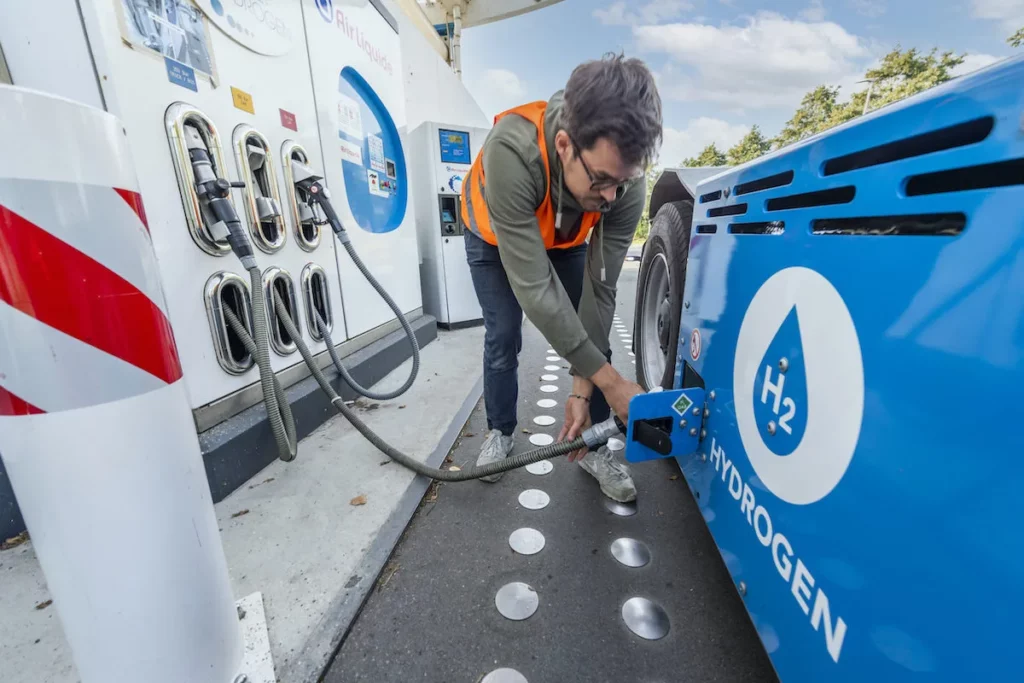 Refuelling of Terberg Hydrogen Tractor YT203-H2 at hydrogen gasstation in Rhoon, Netherlands